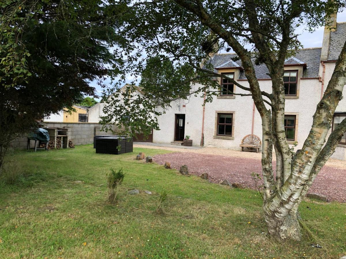 The Farmhouse, 6 Bed Property, Forres Villa Exterior photo